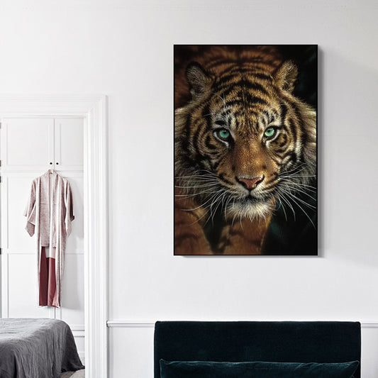 Impresionante imagen de leones y leopardos quedan a la habitación un aire majestuoso