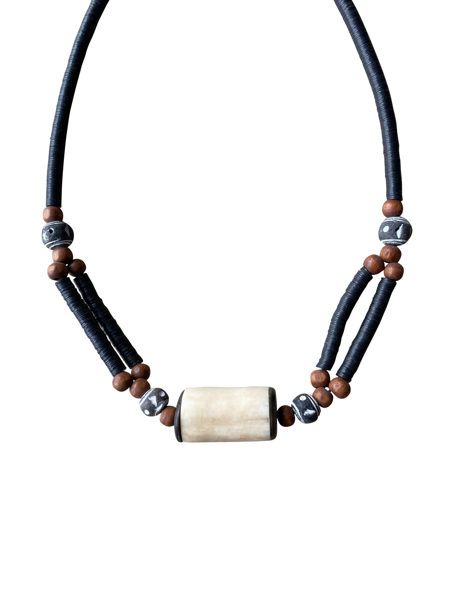 Ethno Design Halskette mit farbintensiven Recycling Perlen und Naturanhänger