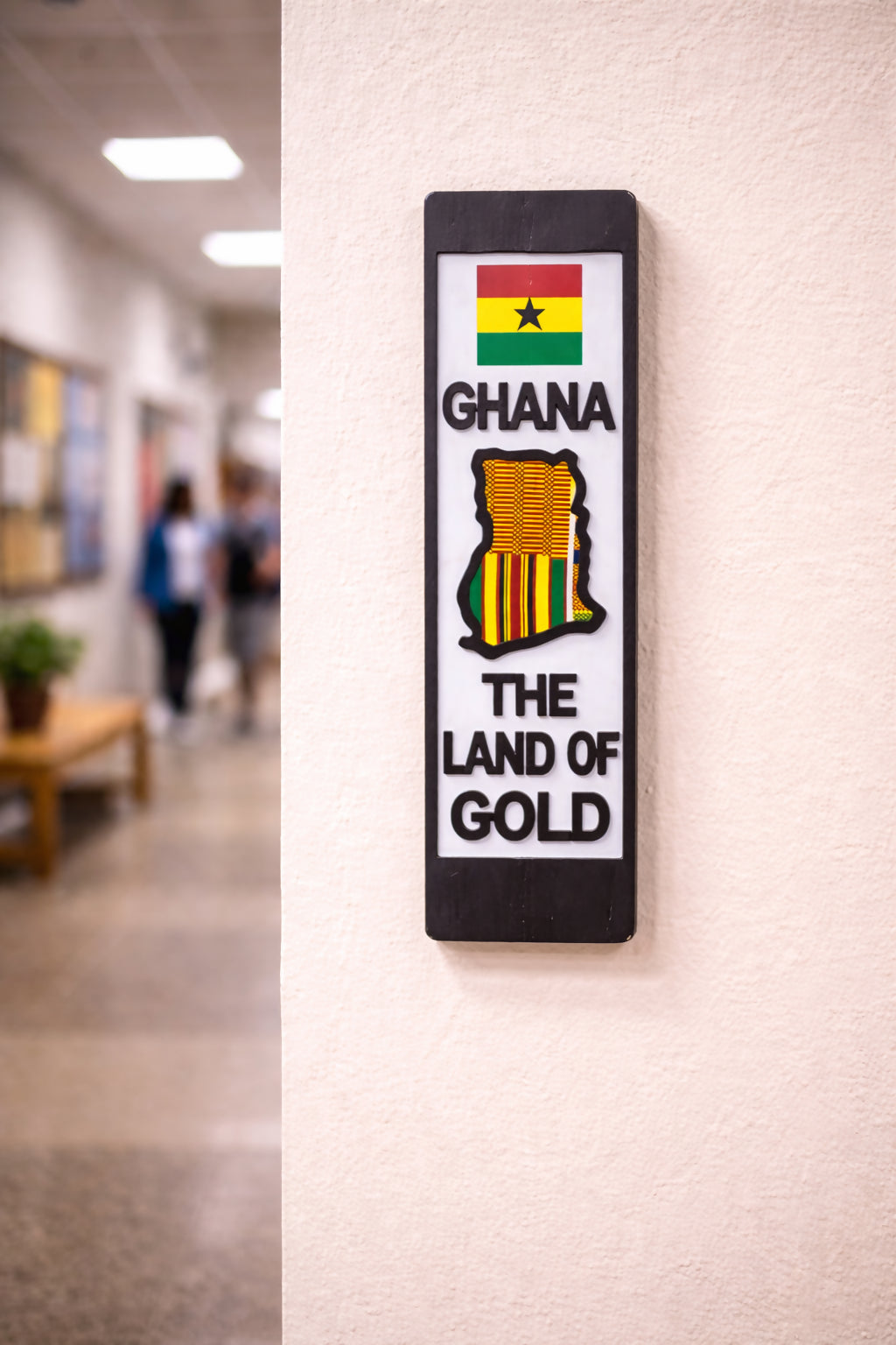 GHANA The Land of Gold Handgefertigte Wandkunst aus Ebenholz & Kente