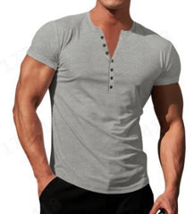 Camiseta ajustada con cuello en V y botones de color liso para hombre