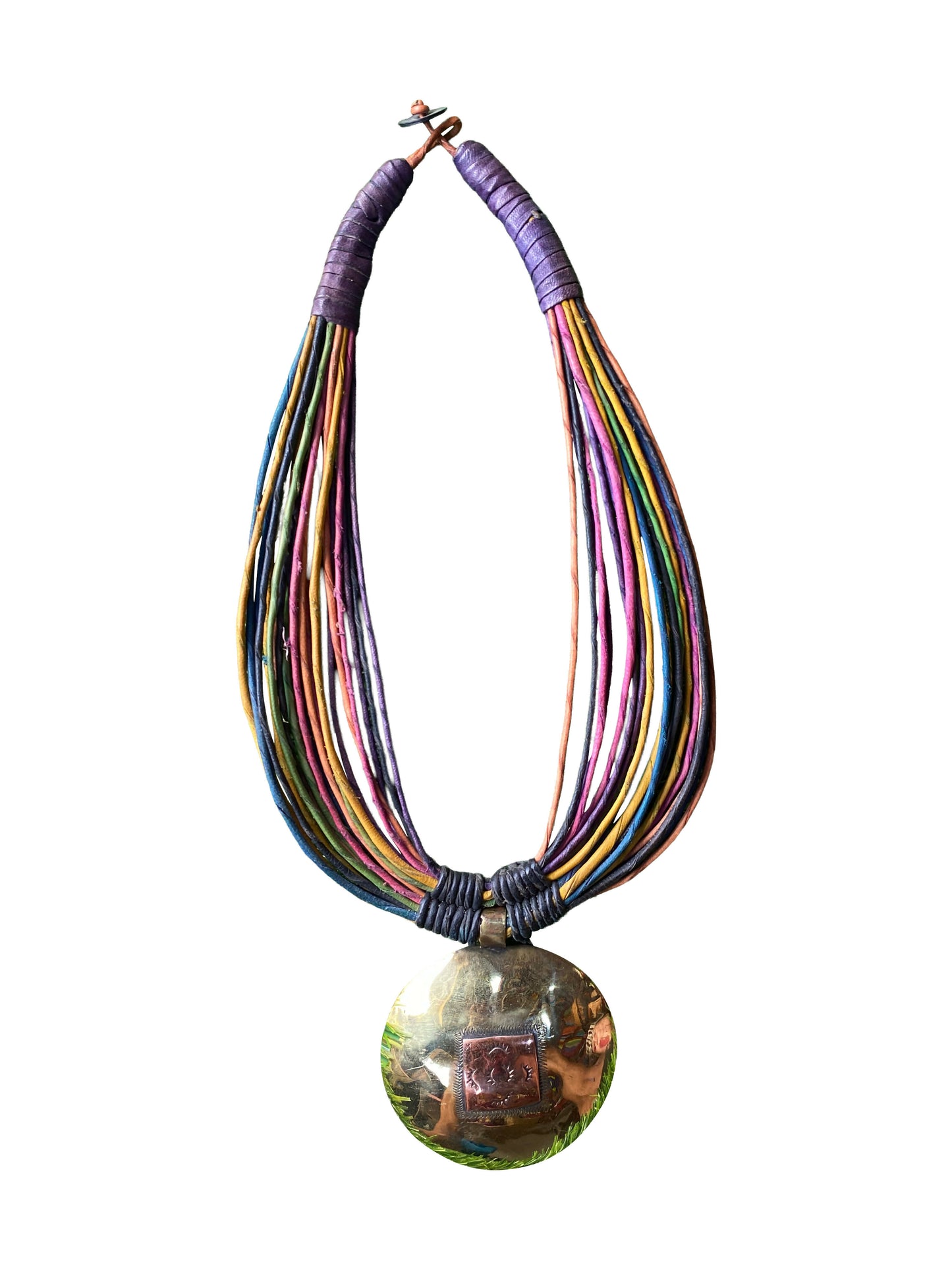 "Earth and Fire" Massive Bronze-Halskette mit mehrsträngigem Lederdesign