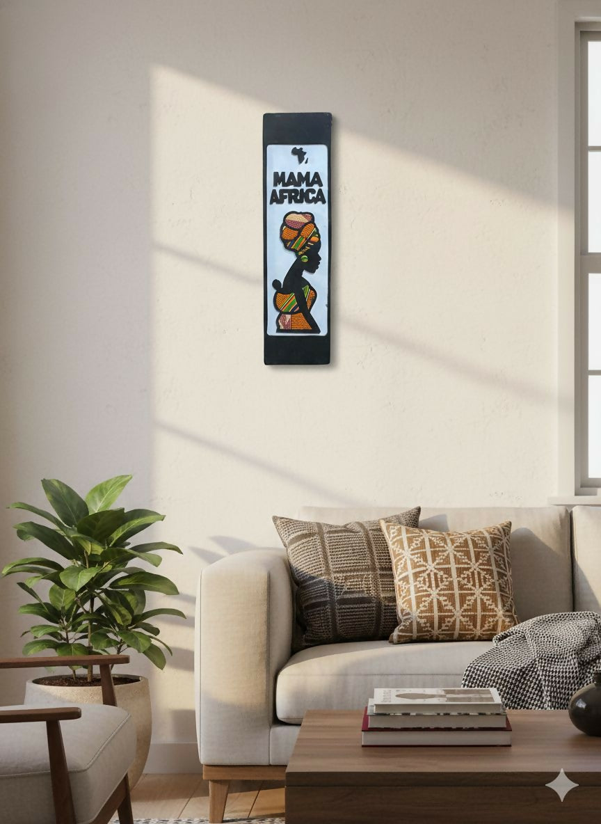 "Mama Africa" / Handgefertigte Wandarbeit aus Ebenholz (Ghana)