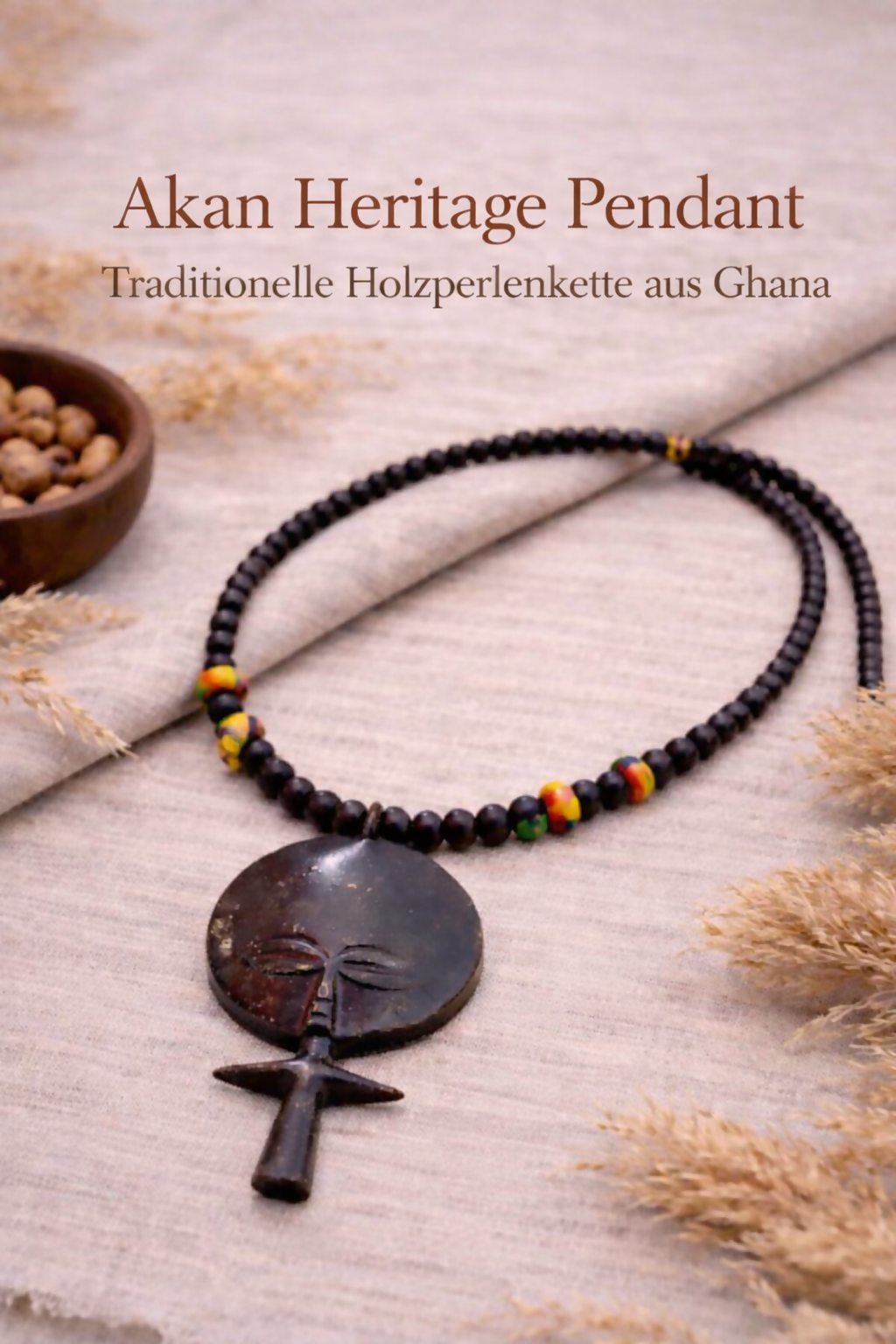 "Akan Heritage Pendant" Traditionelle Holzperlenkette aus Ghana