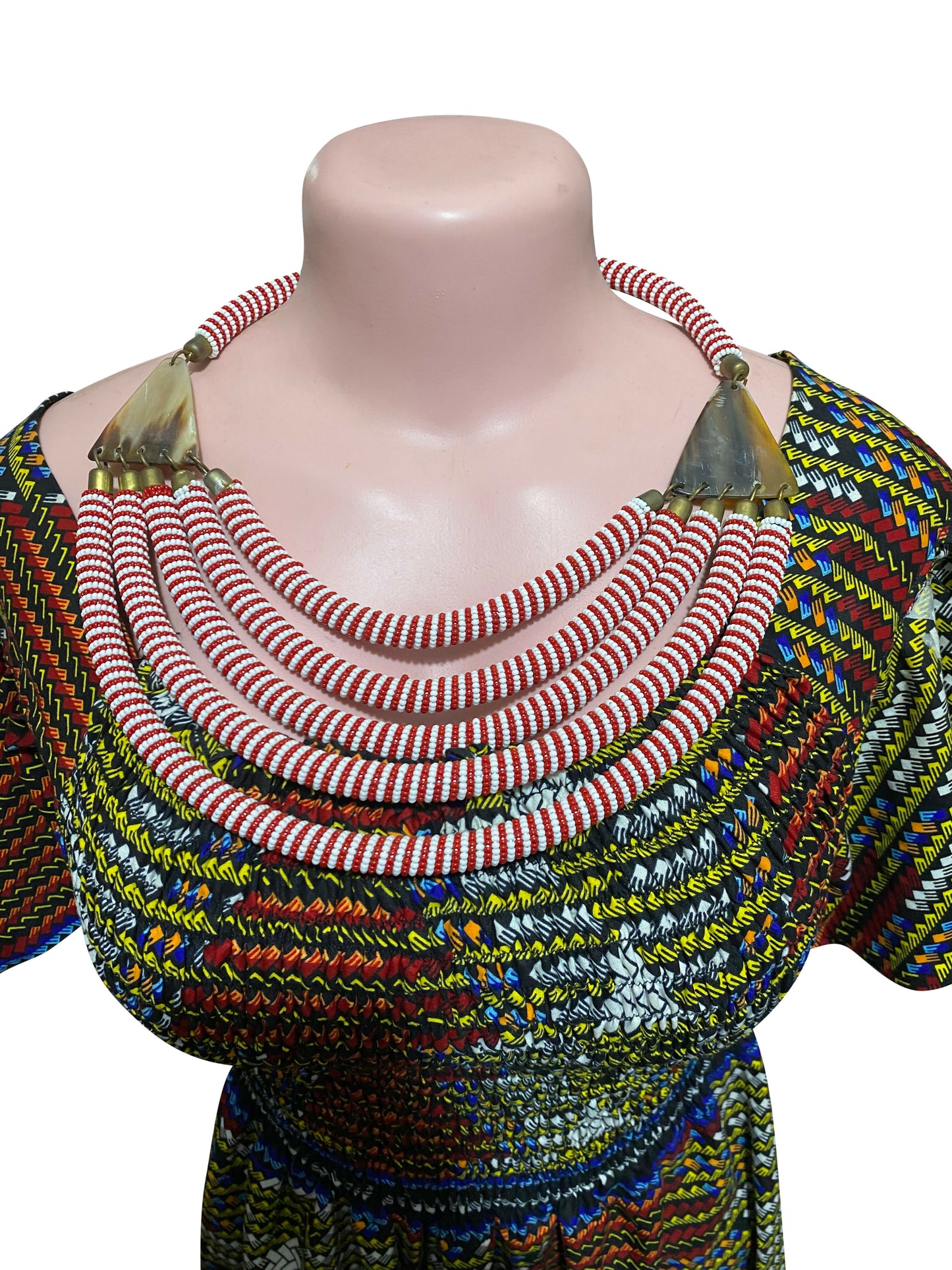„Red Harmony Statement“ Handgefertigte Glasperlenkette aus Ghana