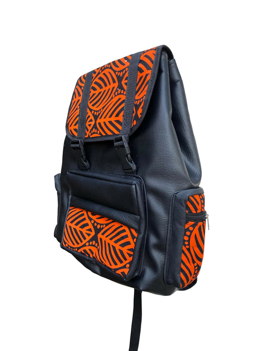 Urban Heritage Rucksack – Handgefertigt aus Leder & Baumwolle | 40 x 40 x 20 cm | Made in Ghana