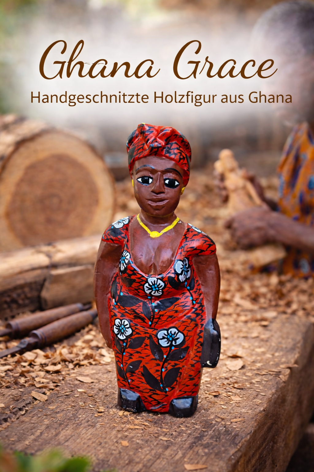 „Ghana Grace“ Handgeschnitzte und handbemalte Holzfigur aus Ghana (Osese Wood)