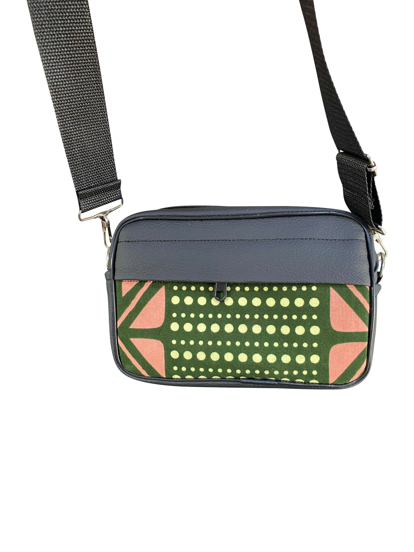 Handgefertigte Crossbody-Tasche aus Ghana Afro Muster in Grün & Terrakotta Leder & Baumwolle Unisex Schultertasche 22×14×8 cm