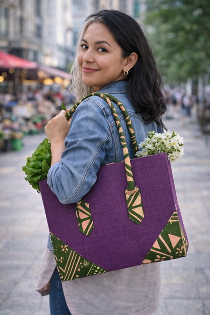 Forest Bloom Carry Bag Handgefertigte Jute- & Cotton-Tasche aus Ghana in Violett & Grün 34×45×14cm