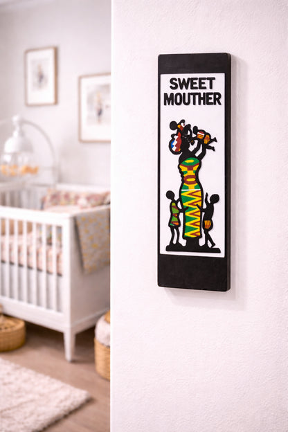 Sweet Mother Handgefertigtes Wandbild aus Ghana mit Kente-Stoff auf Ebenholz