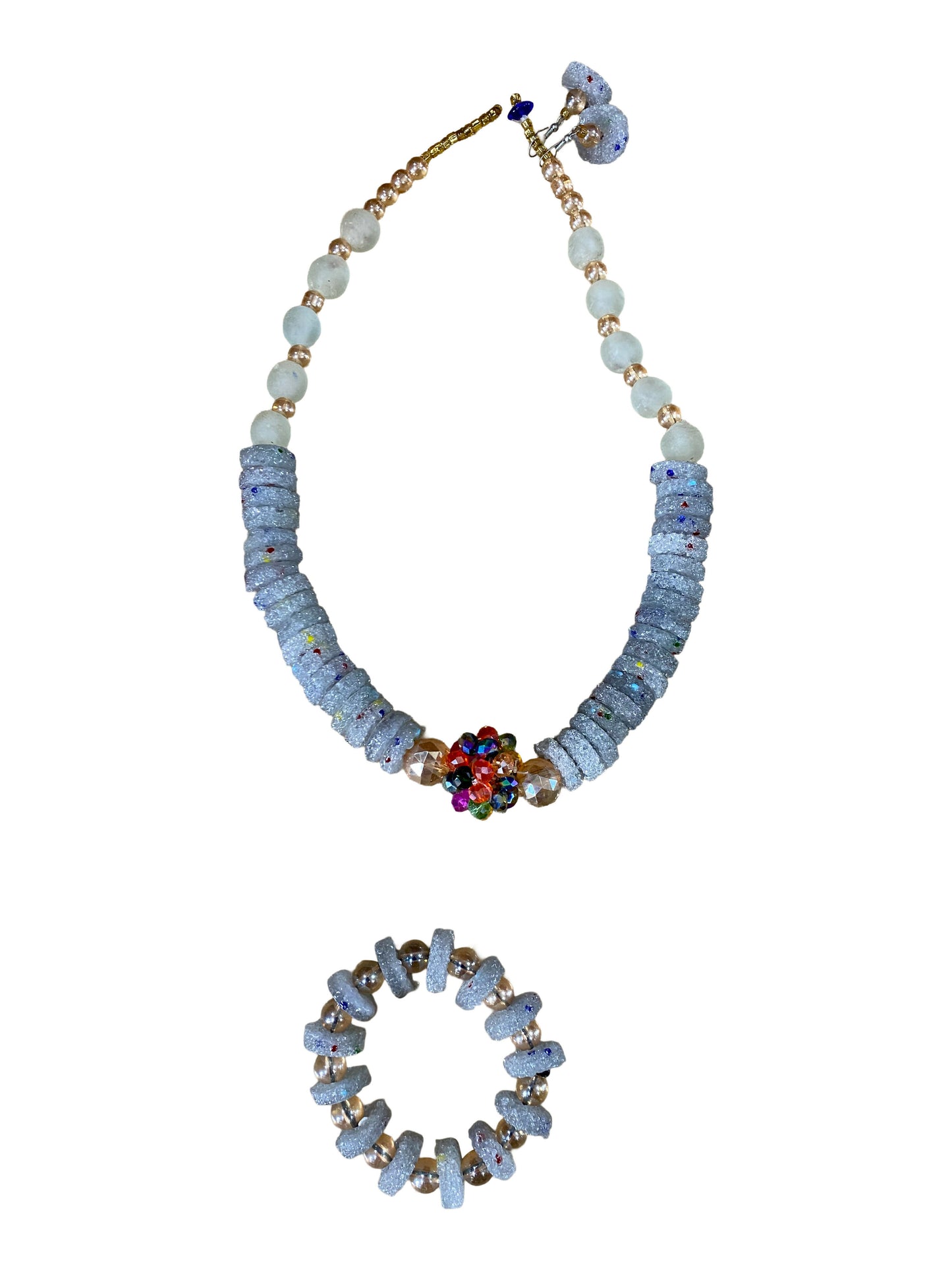 Edles Krobo-Schmuckset Hellblaue Perlen mit bunten Funkelelementen
