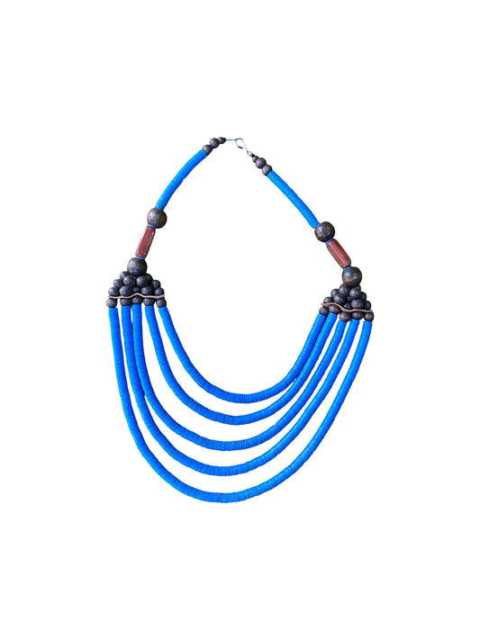 „Recrafted Beauty“ Feine Halskette aus recycelten Coffy Beads