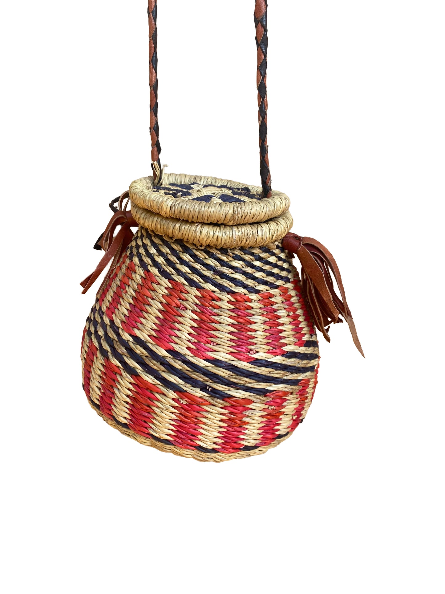 Umhängekorb aus Elefantengras & Ziegenleder – Handgeflochten (77 cm Band, Korb 18×18 cm)