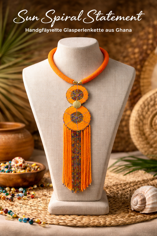 Sun Spiral Statement Handgefertigte Glasperlenkette aus Ghana mit WOW-Horn