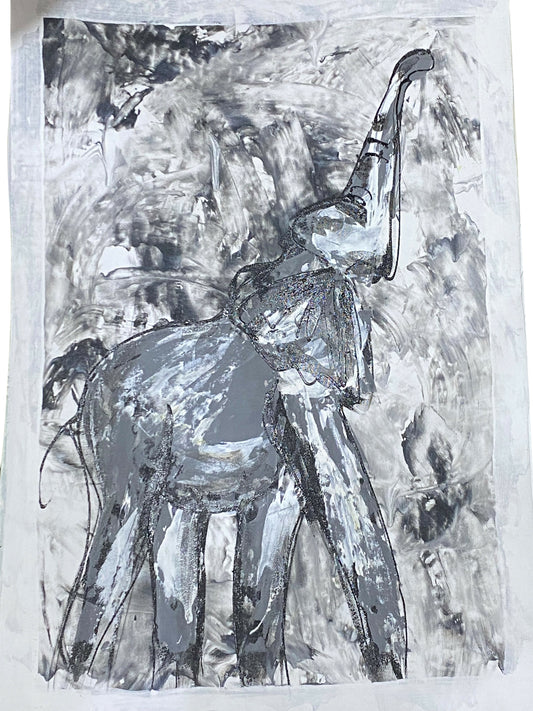 "Silent Strength/ Abstrakter Elefant in Grau" Handgemalte Acrylkunst aus Ghana (50 × 69 cm